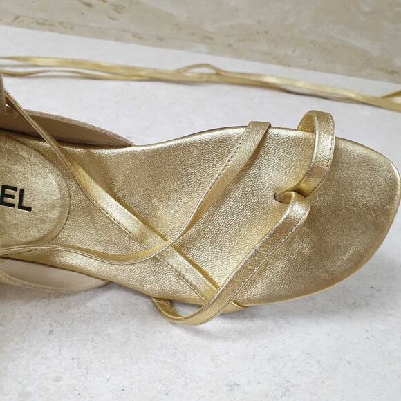 Chanel Gold Gladiator Sandals Sz.38 - Picture 15 of 16